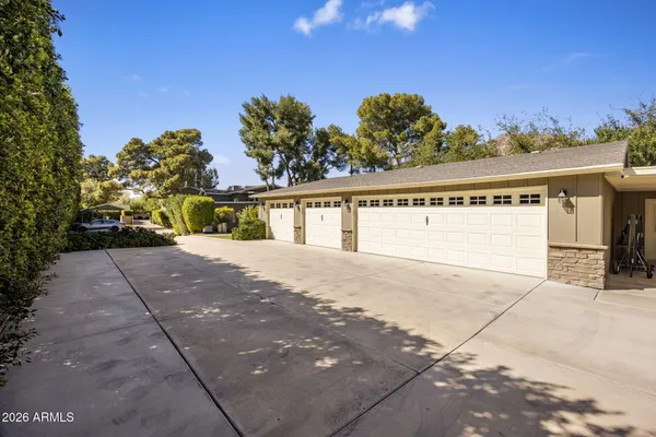 $4,900,000 | 4413 North Camino Allenada, Phoenix, AZ 85018