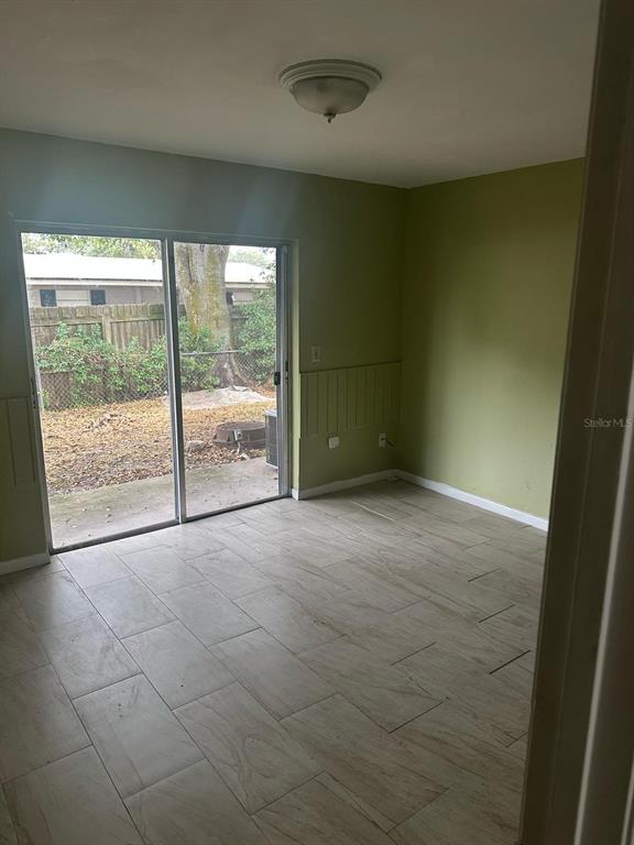 214 North Chestnut Road Lakeland, FL 33815 - Photo 4 of 6