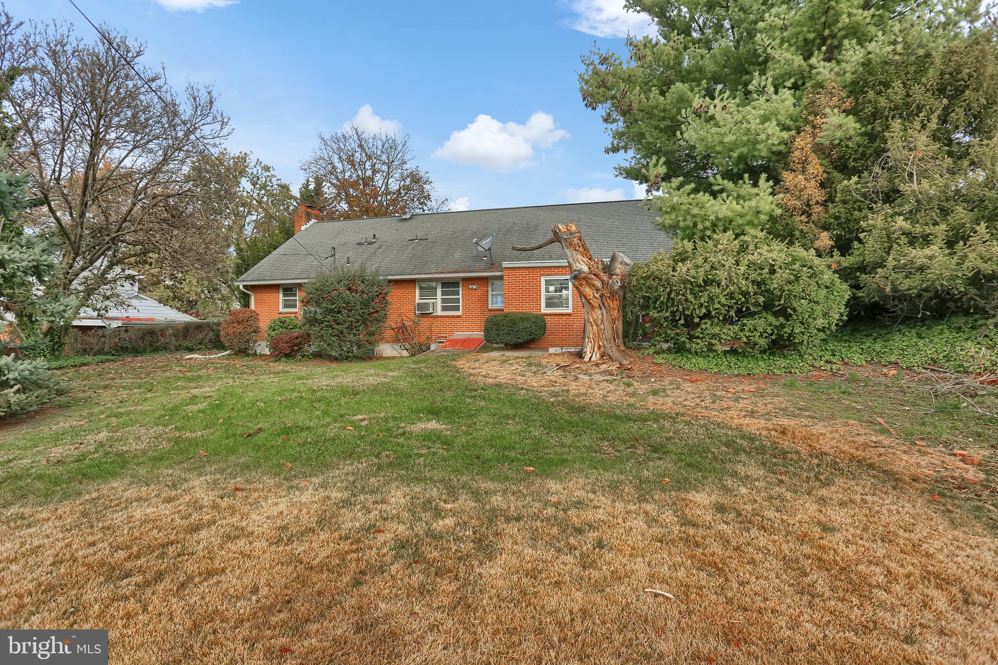 728 Terrace Road York, PA 17404 - Photo 2 of 26