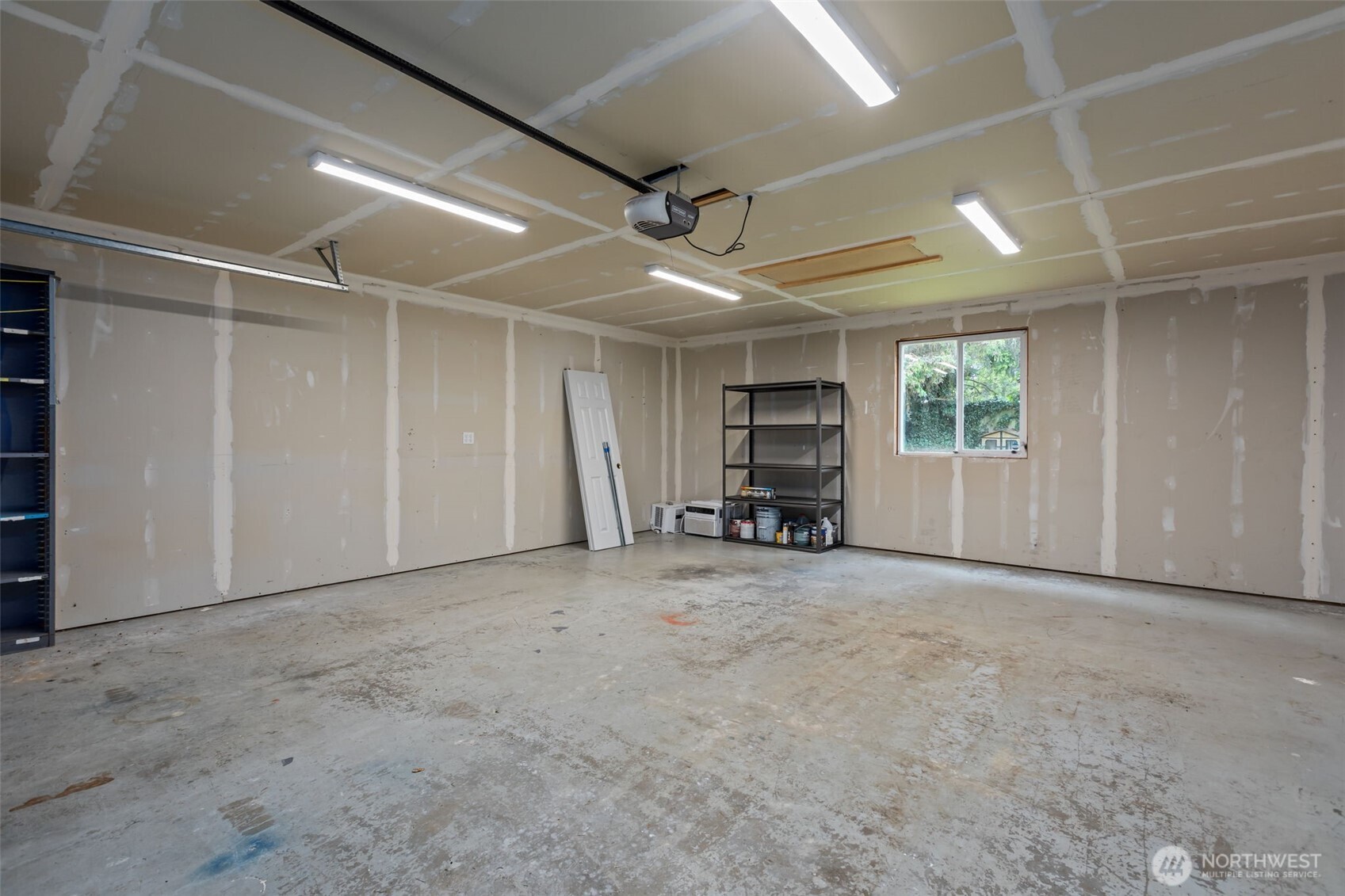 2015 104th Street Southwest Everett, WA 98204 - Photo 35 of 37