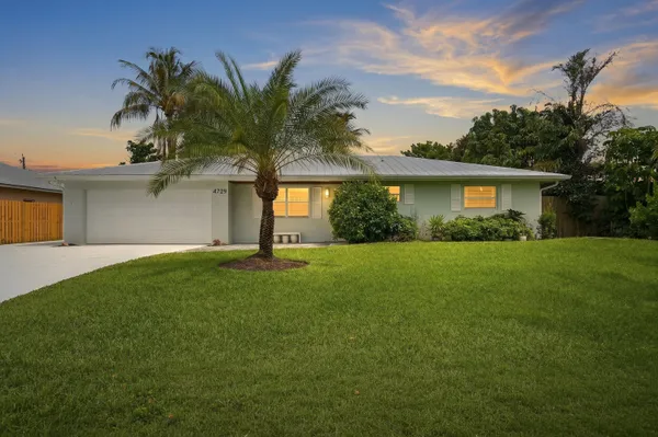 $3,500 | 4729 Southeast Bayshore Terrace, Stuart, FL 34997
