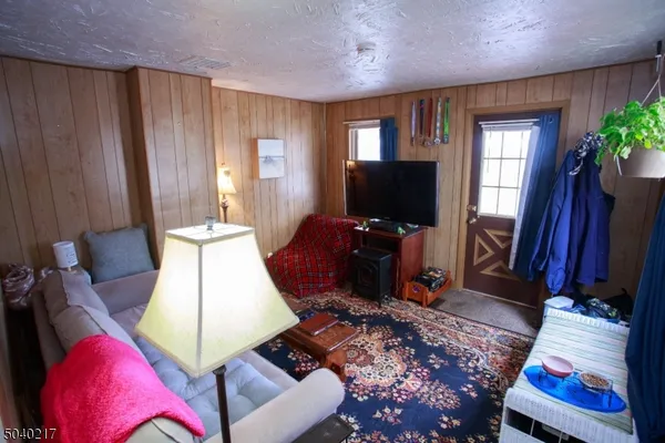 $545,000 | 21 Highway 183, Stanhope, NJ 07874
