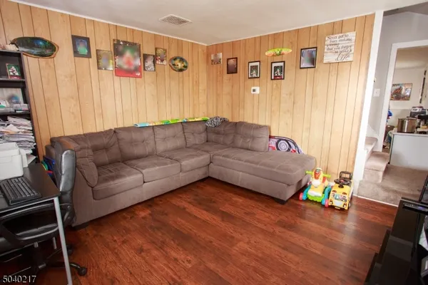 $545,000 | 21 Highway 183, Stanhope, NJ 07874