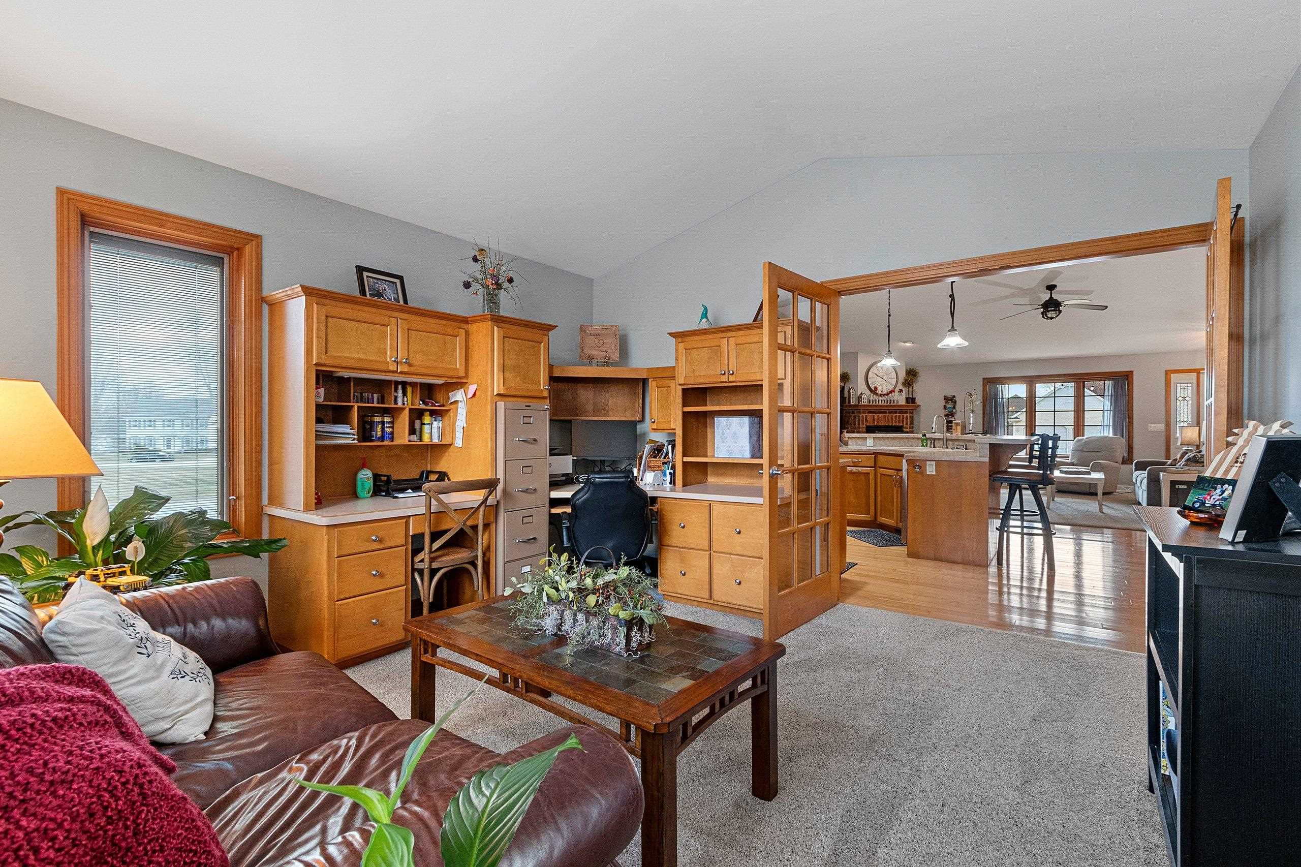 801 South Pinecrest Road Green Bay, WI 54313 - Photo 23 of 64