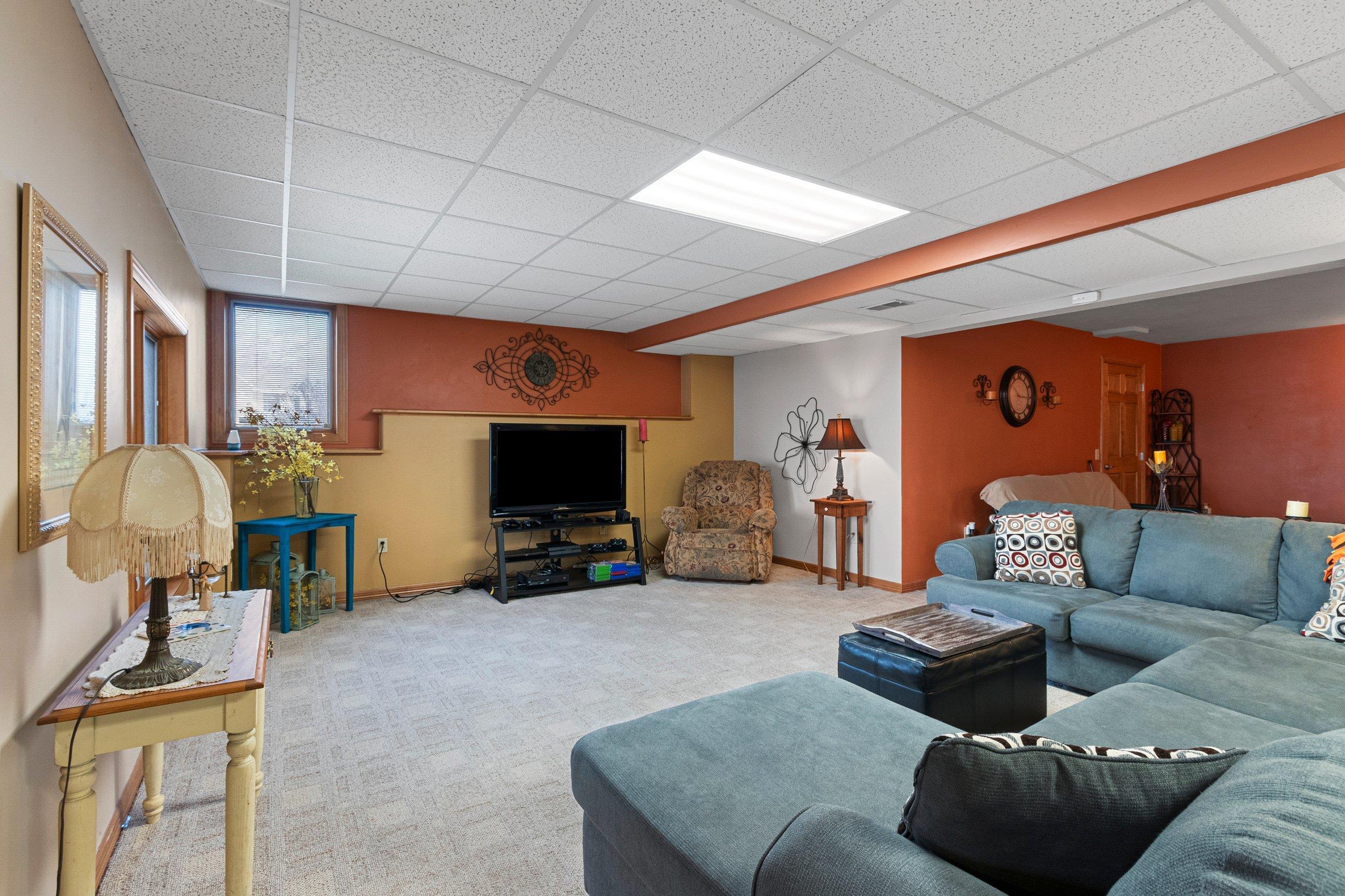 801 South Pinecrest Road Green Bay, WI 54313 - Photo 39 of 64