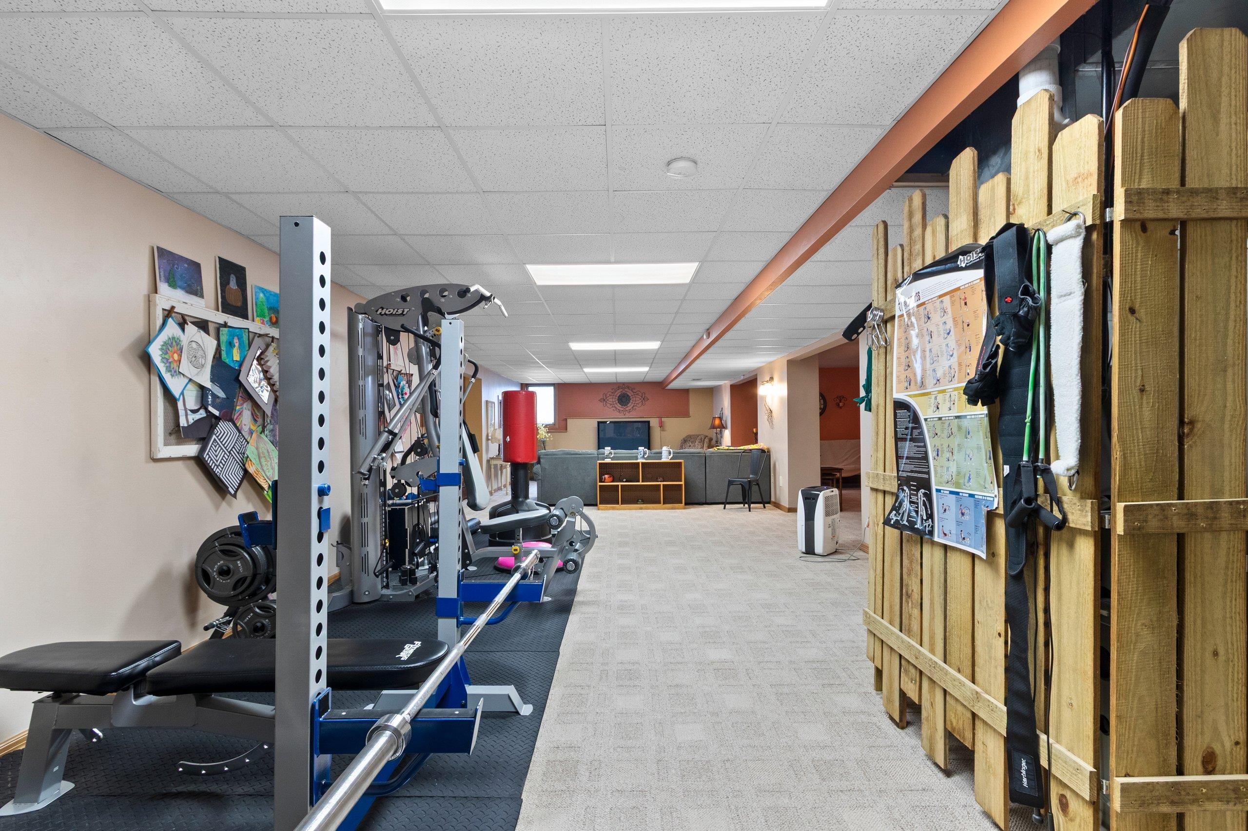 801 South Pinecrest Road Green Bay, WI 54313 - Photo 46 of 64