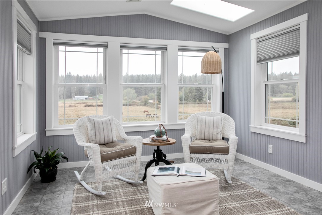 6008 Maxwelton Road Clinton, WA 98236 - Photo 15 of 39