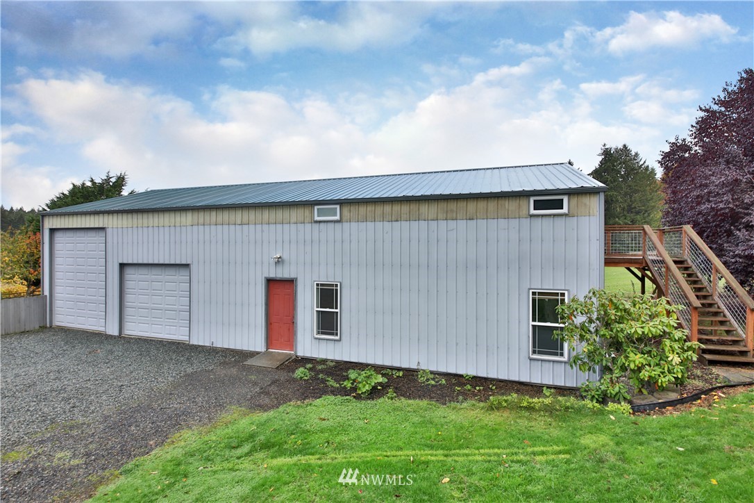 6008 Maxwelton Road Clinton, WA 98236 - Photo 33 of 39