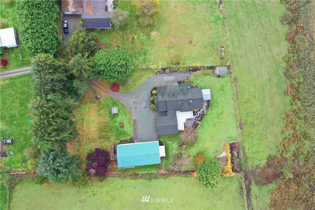 6008 Maxwelton Road Clinton, WA 98236 - Photo 38 of 39