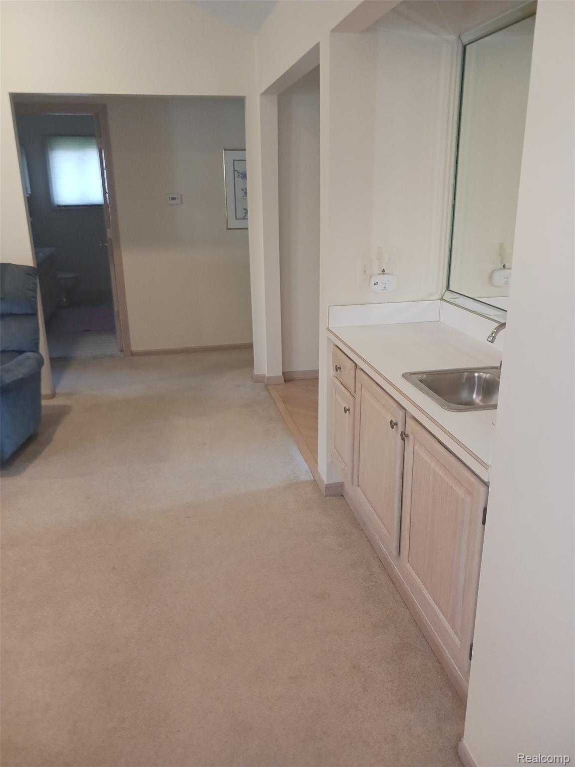 21767 Sunset Drive, Unit 25 Macomb, MI 48044 - Photo 6 of 13 Resized_1000003403 (1).JPEG