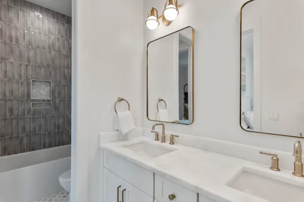 $6,990,000 | 140 South Wall Street, Inlet Beach, FL 32461