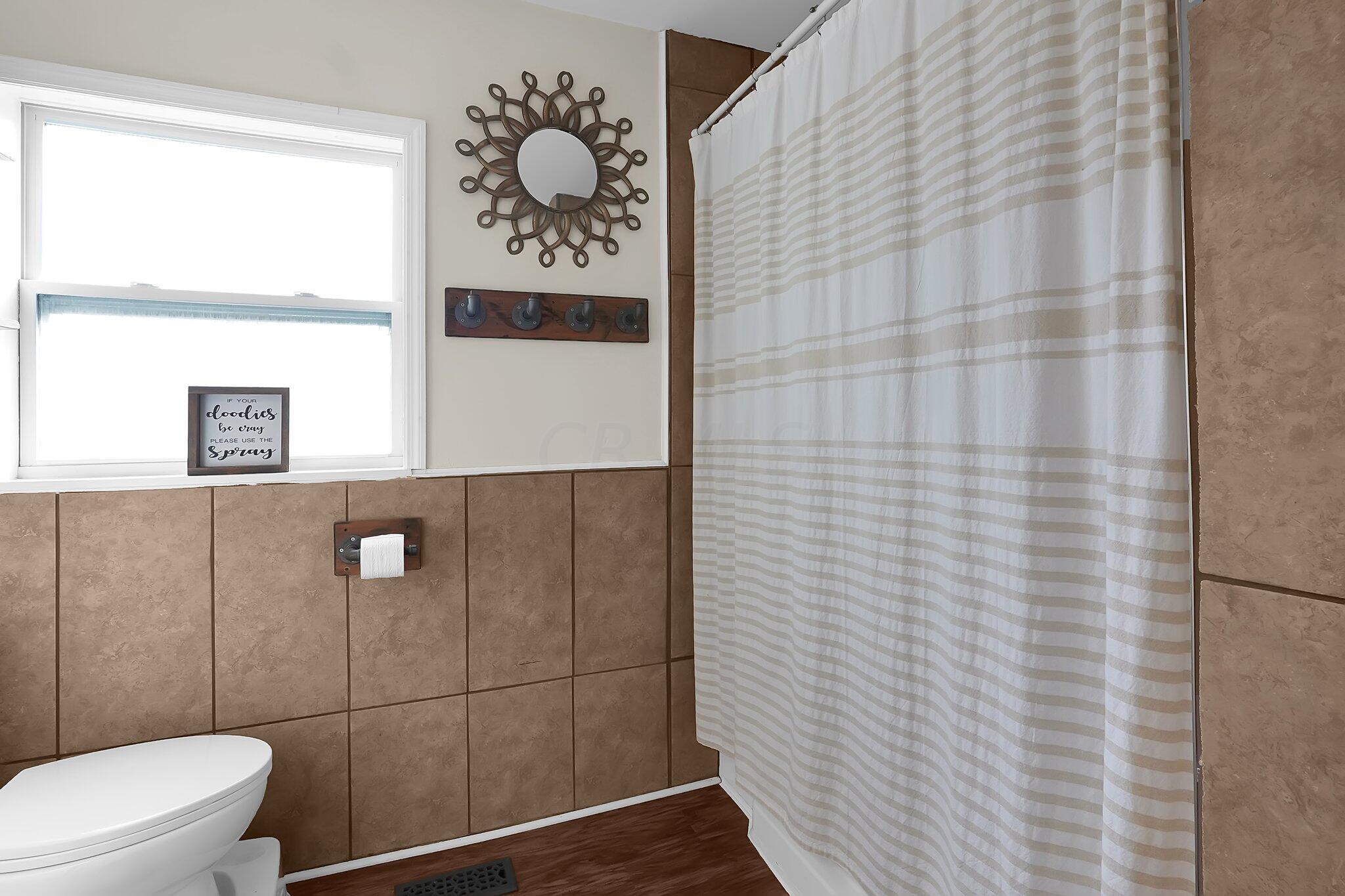 1540 East Weber Road Columbus, OH 43224 - Photo 14 of 28 updated bath