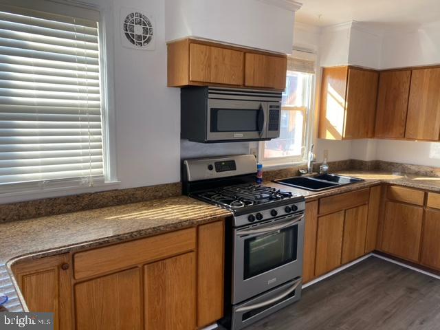 8112 Rugby Street Philadelphia, PA 19150 - Photo 7 of 22 Gallery Image 7