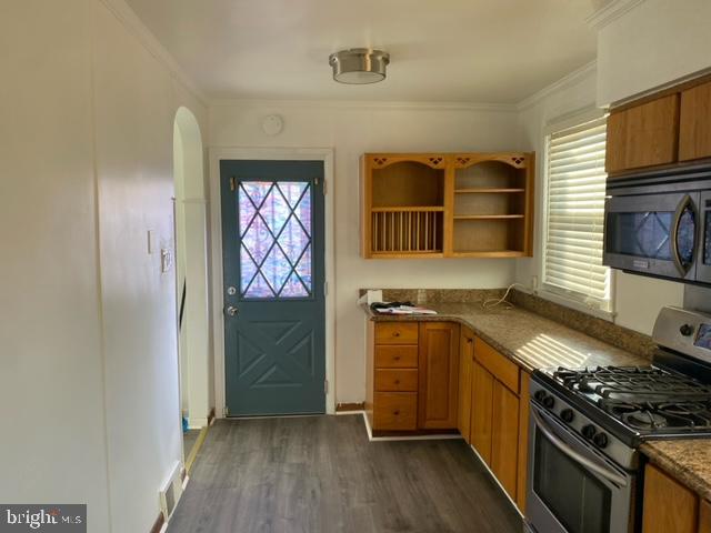 8112 Rugby Street Philadelphia, PA 19150 - Photo 9 of 22 Gallery Image 9