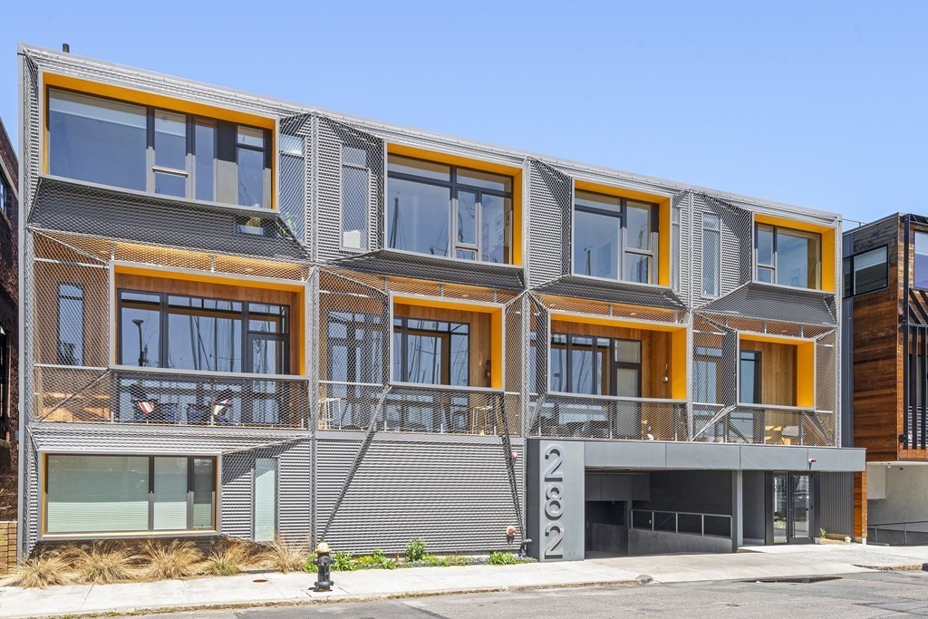 282 Marginal Street, Unit 9 Boston, MA 02128 - Photo 2 of 35