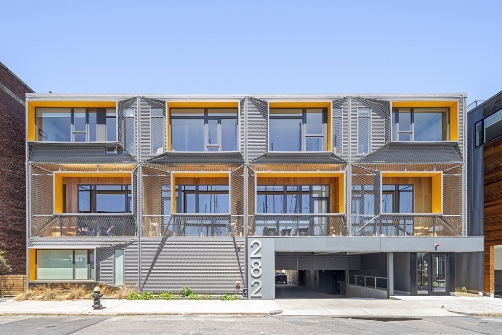 282 Marginal Street, Unit 9 Boston, MA 02128 - Photo 28 of 35