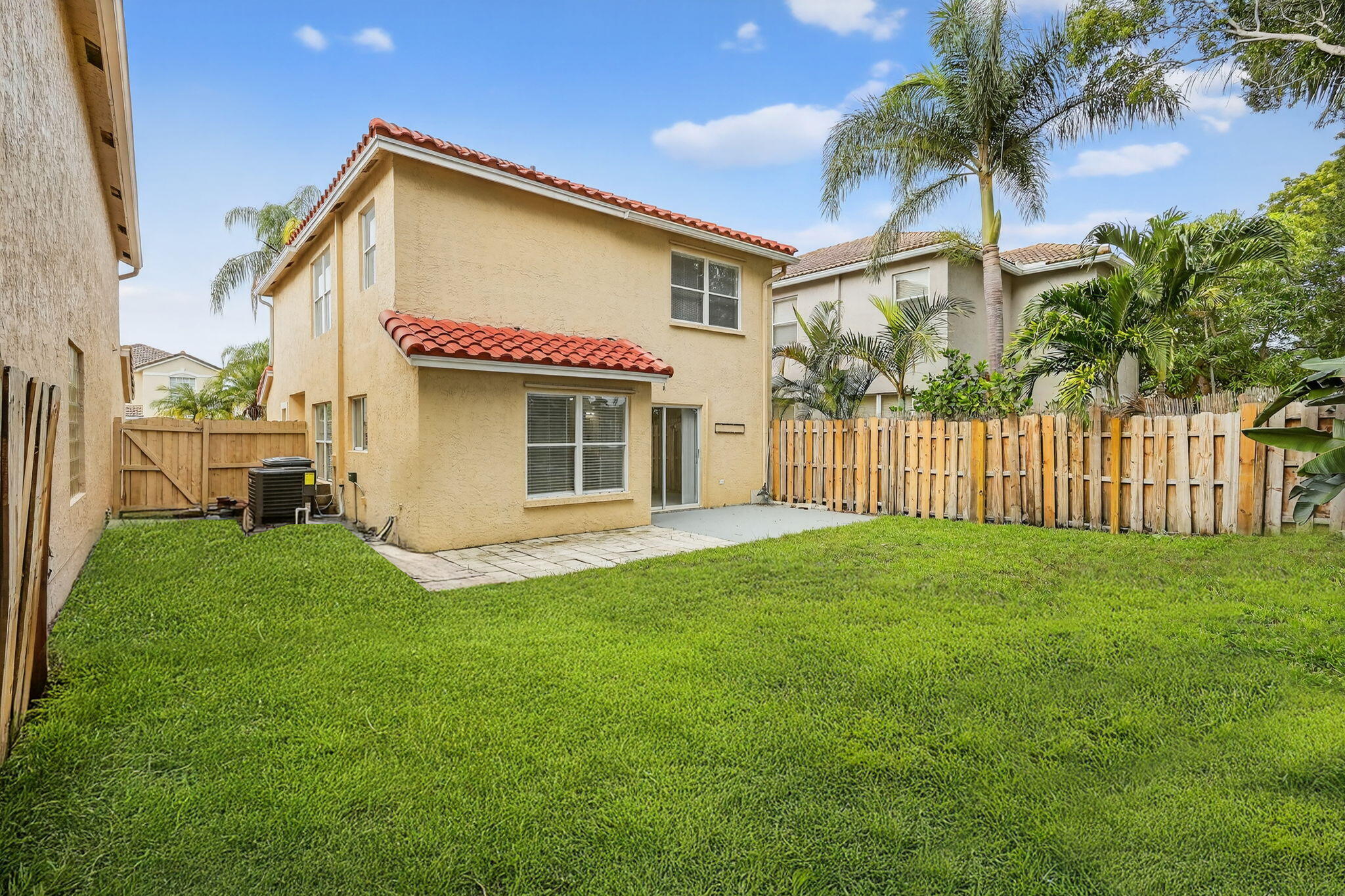 6813 Torch Key Street Lake Worth, FL 33467 - Photo 23 of 30 Backyard