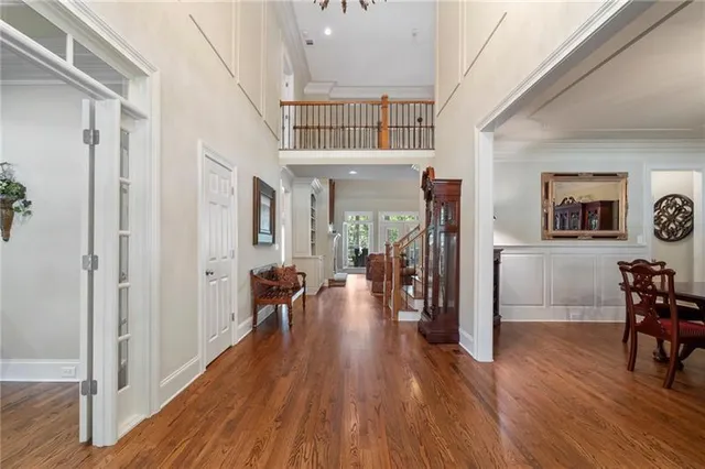a kitchen with center island table and chairs in it