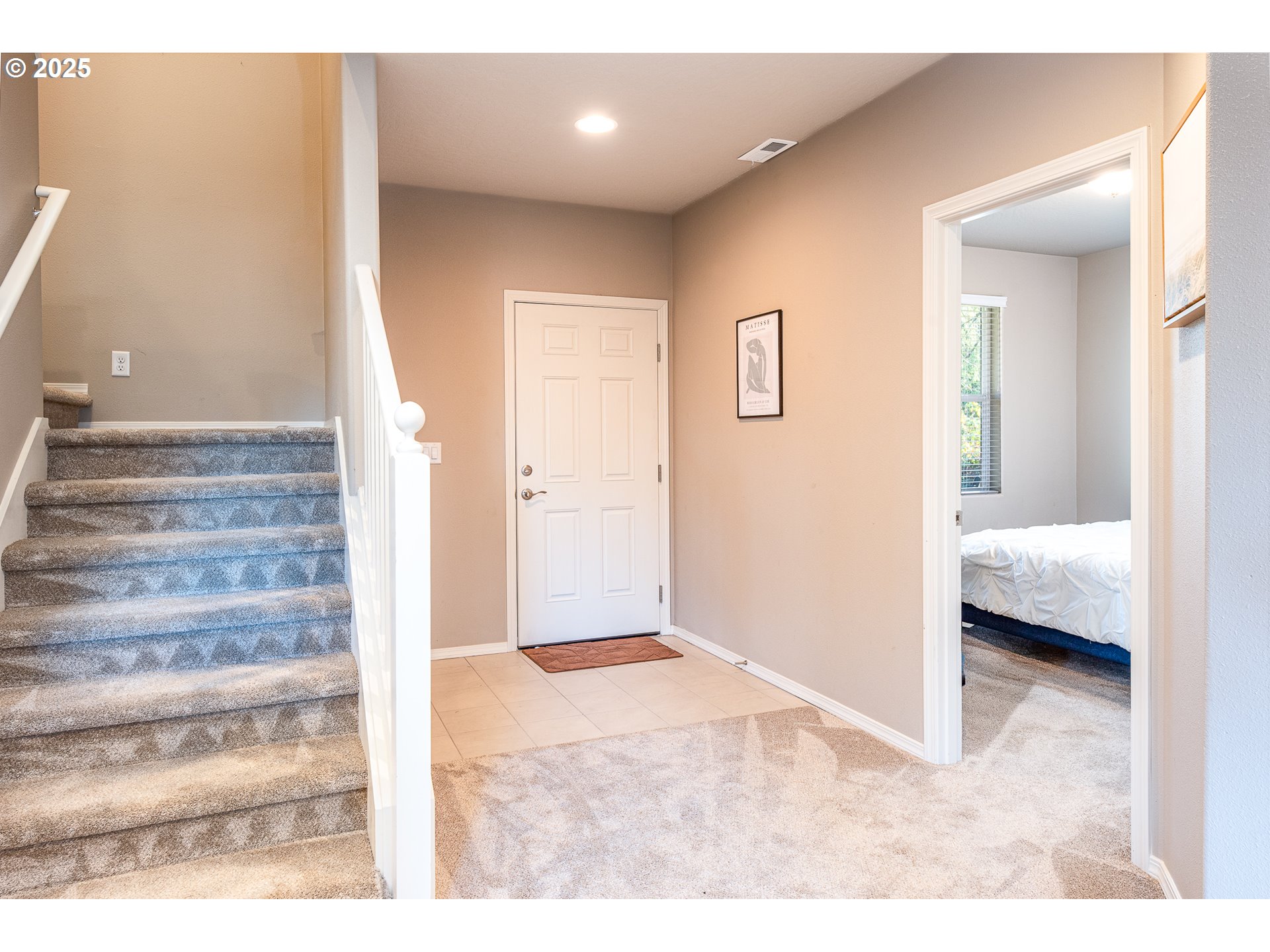 792 South 52nd Place Springfield, OR 97478 - Photo 13 of 45 a view of a bedroom with wooden floor and windows
