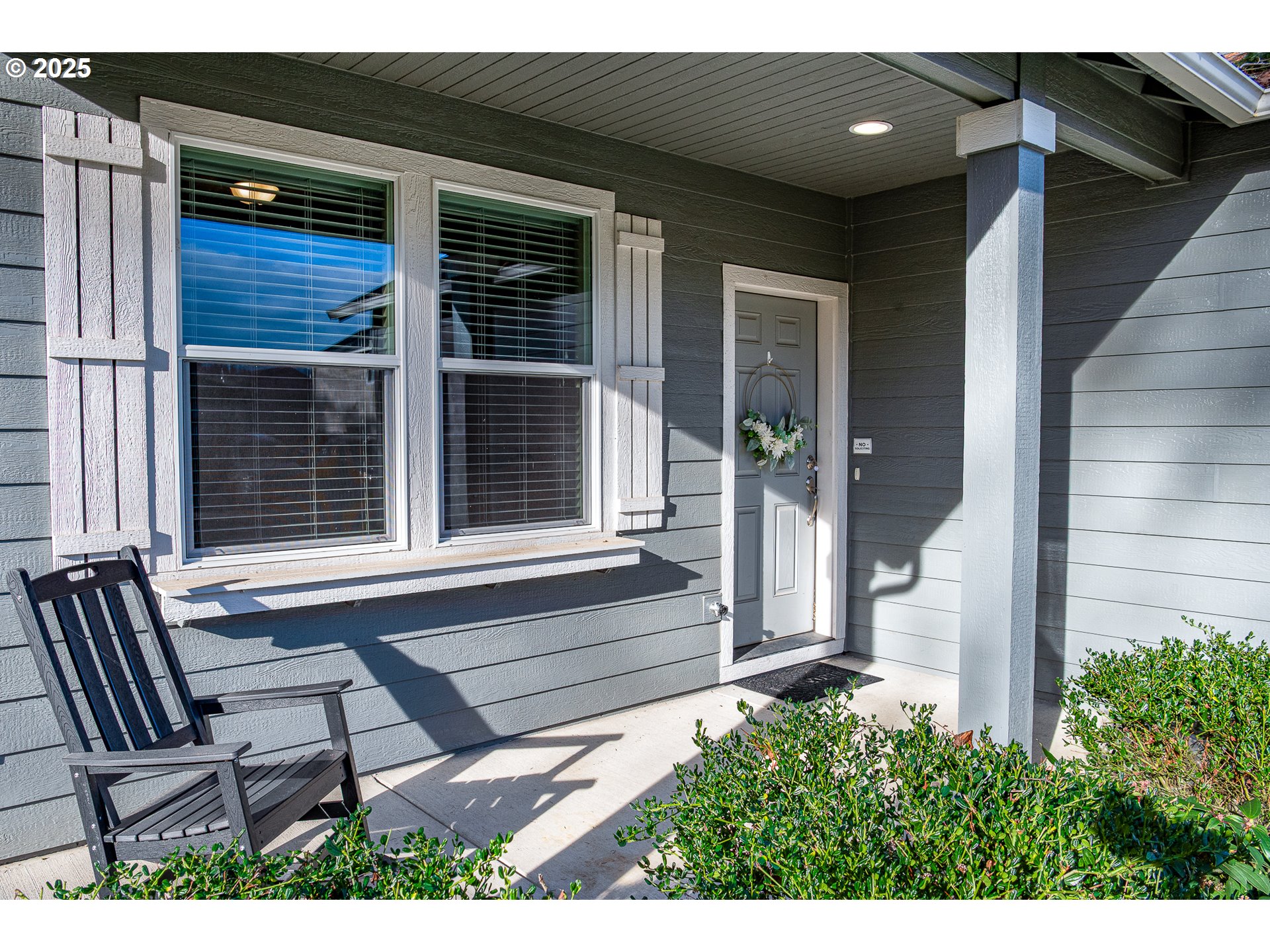 792 South 52nd Place Springfield, OR 97478 - Photo 32 of 45 a view of outdoor space and yard