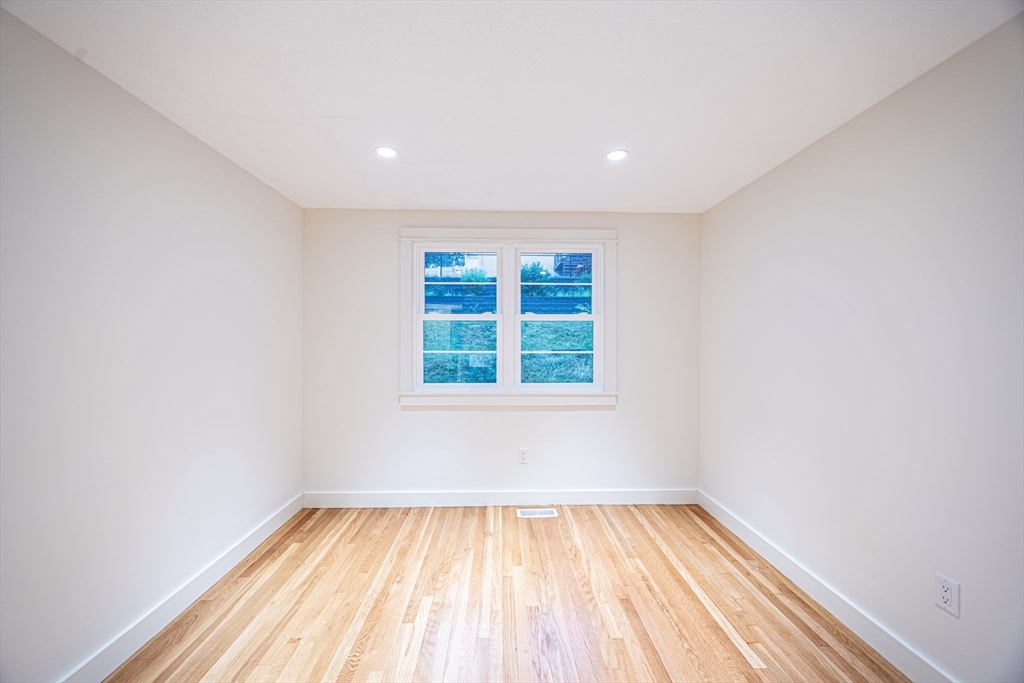 85 Woodland Road Boston, MA 02130 - Photo 17 of 35 Gallery Image 17