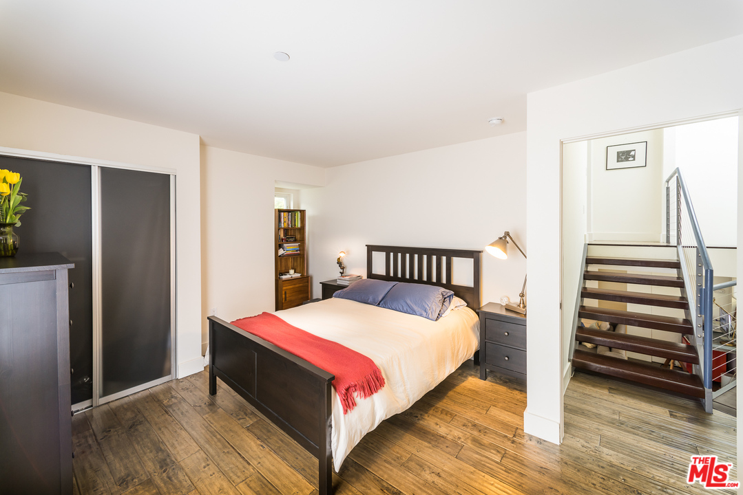 1228 21st Street, Unit D Santa Monica, CA 90404 - Photo 18 of 24