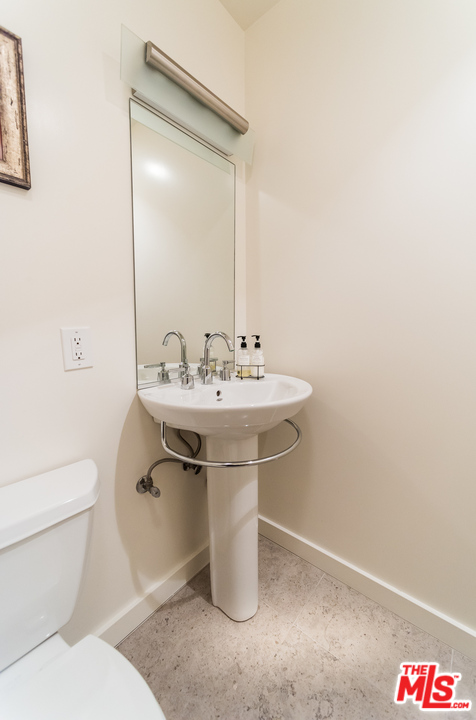1228 21st Street, Unit D Santa Monica, CA 90404 - Photo 22 of 24
