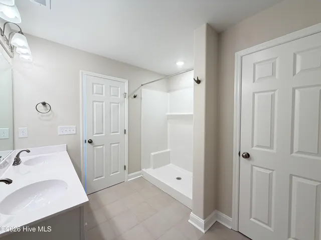 $379,900 | 768 Aria Lane, Hubert, NC 28539