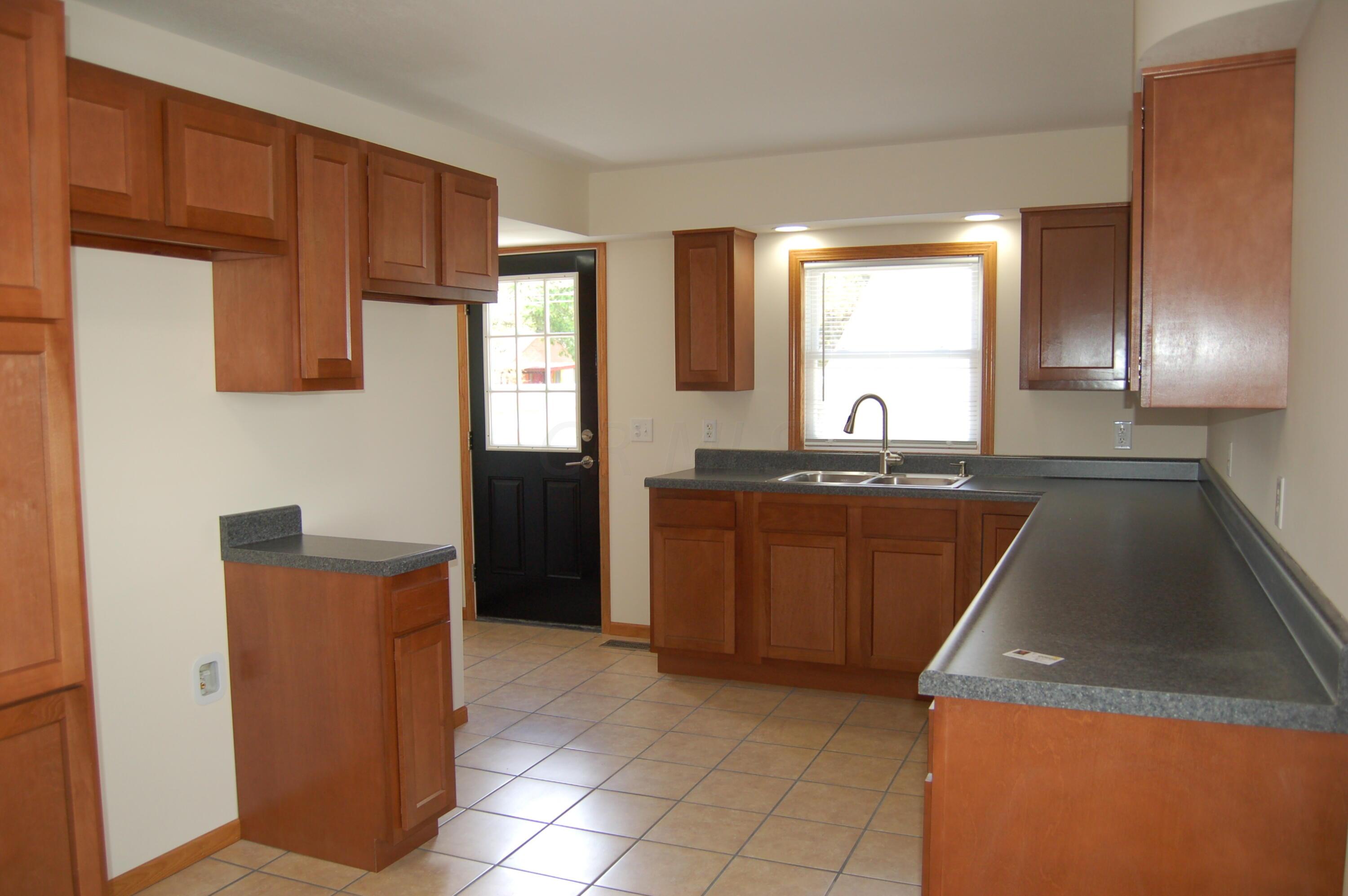 345 Reed Avenue Marion, OH 43302 - Photo 6 of 42 Gallery Image 6