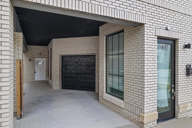 $4,100 | 1697 North Marshall Street, Milwaukee, WI 53202