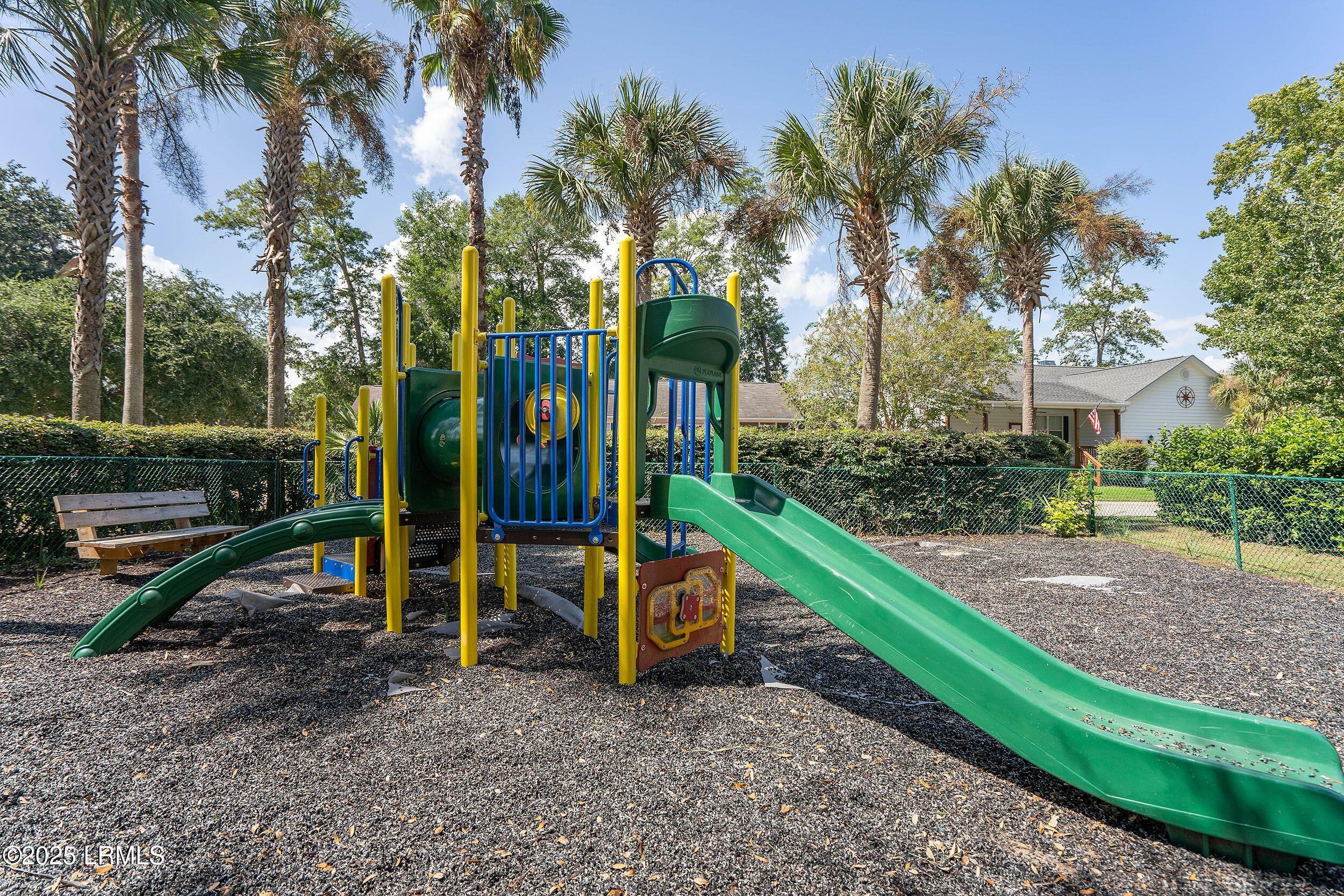 28 King's Cross Court Beaufort, SC 29902 - Photo 37 of 38 Community Playground