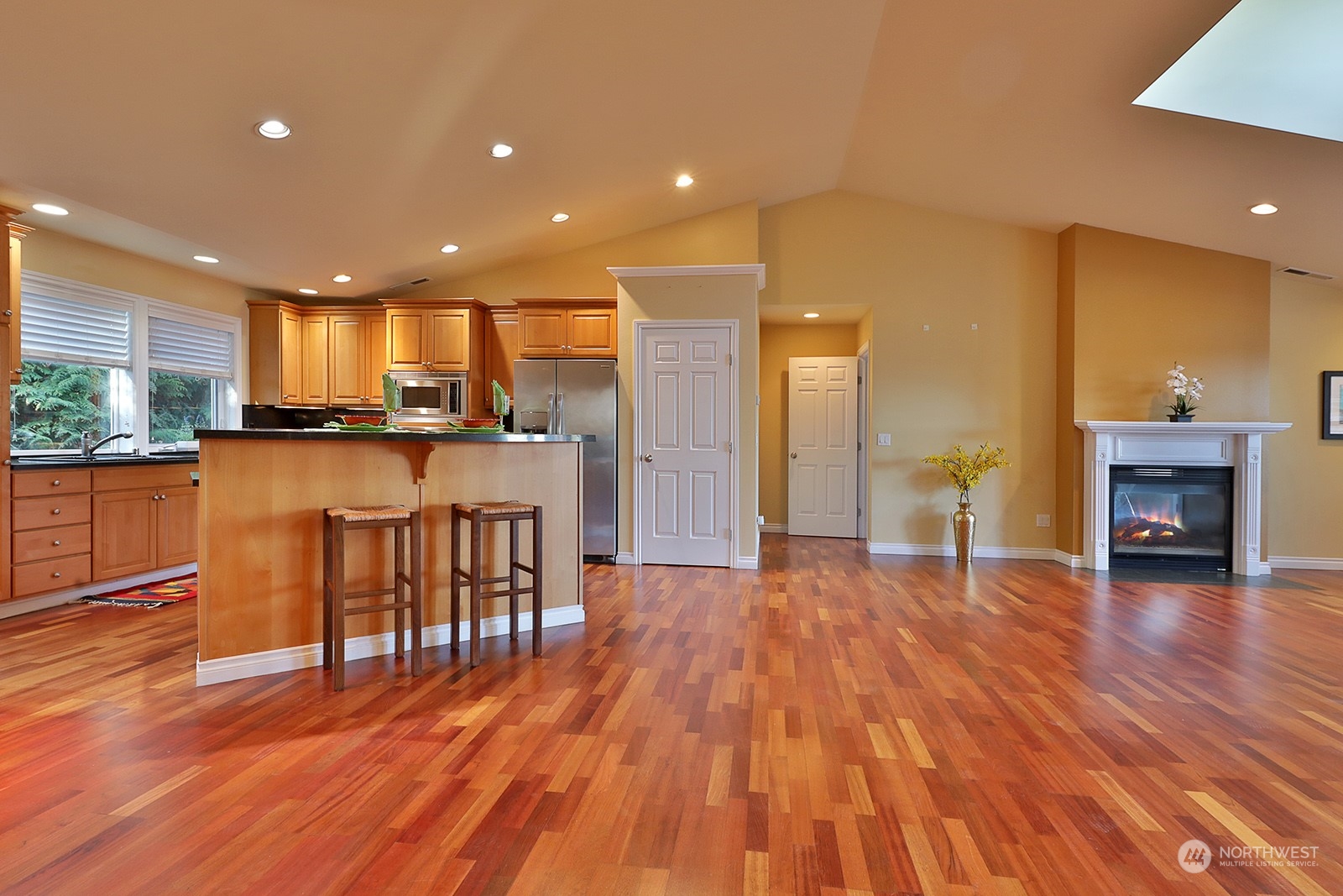 4914 Haines Road Freeland, WA 98249 - Photo 12 of 37 Gallery Image 12