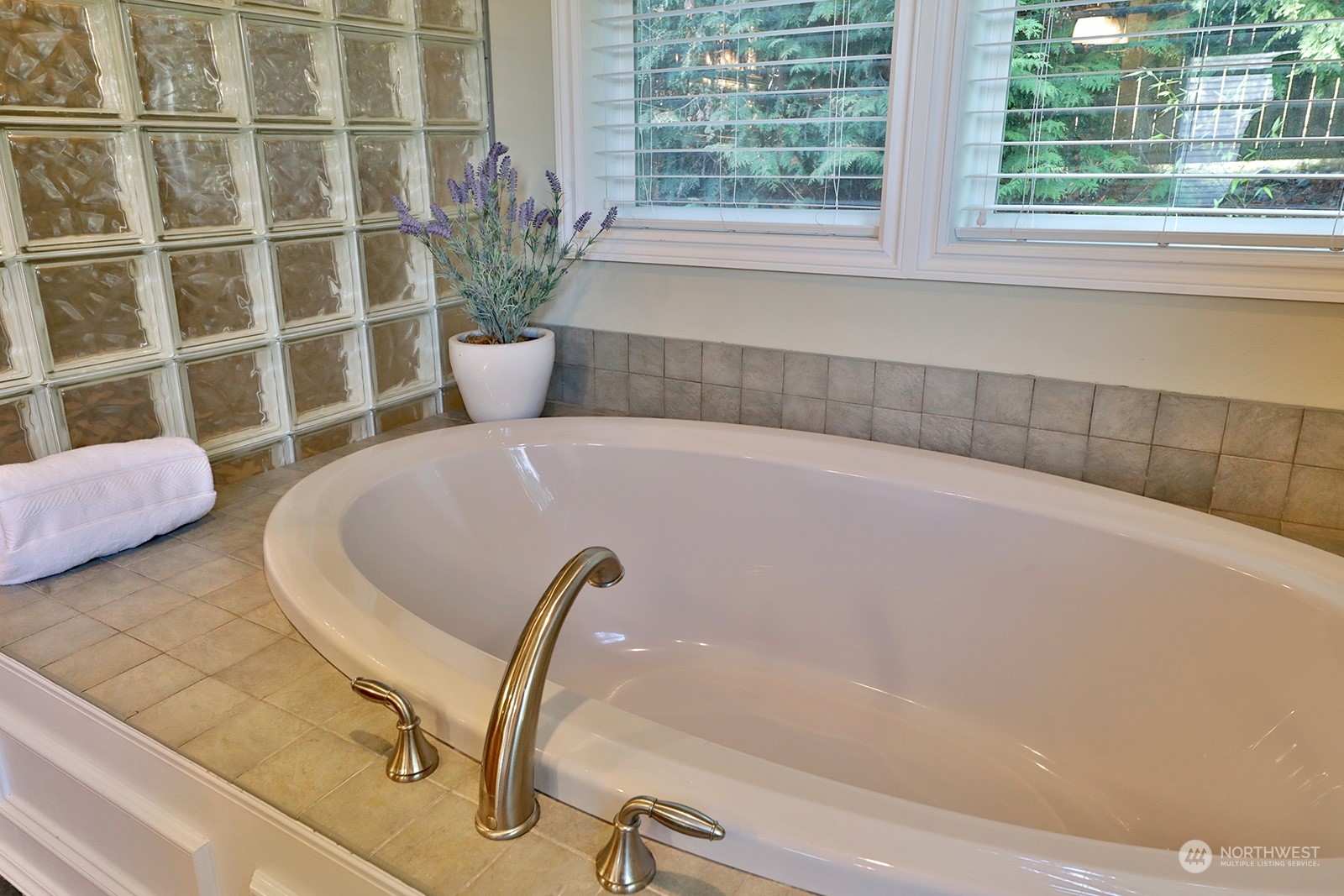4914 Haines Road Freeland, WA 98249 - Photo 19 of 37 Gallery Image 19