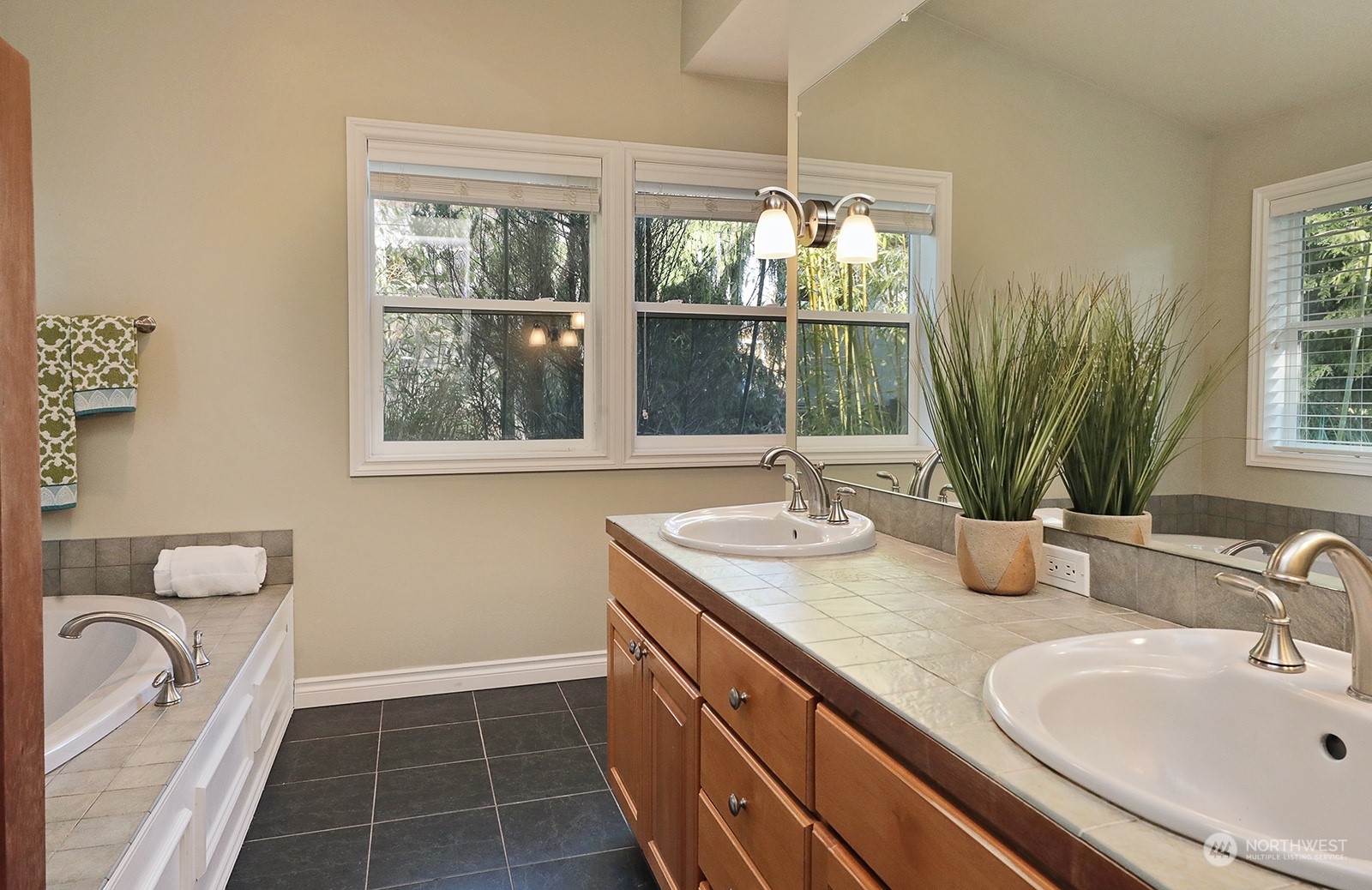 4914 Haines Road Freeland, WA 98249 - Photo 20 of 37 Gallery Image 20