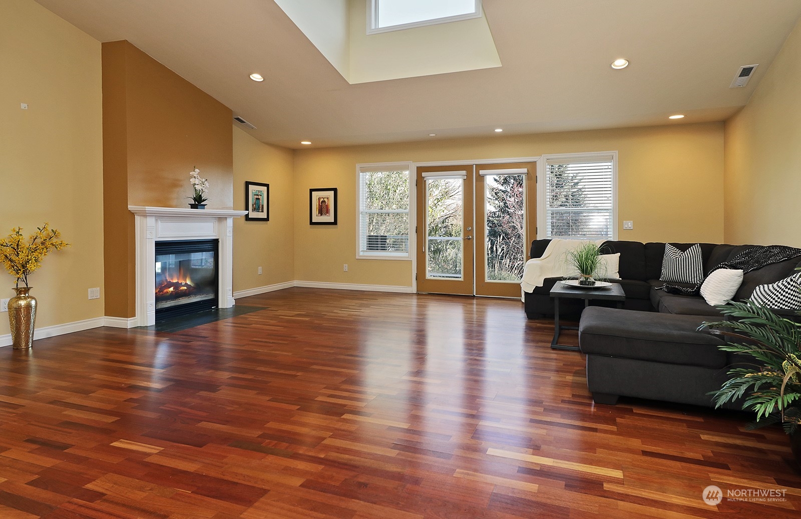 4914 Haines Road Freeland, WA 98249 - Photo 9 of 37 Gallery Image 9