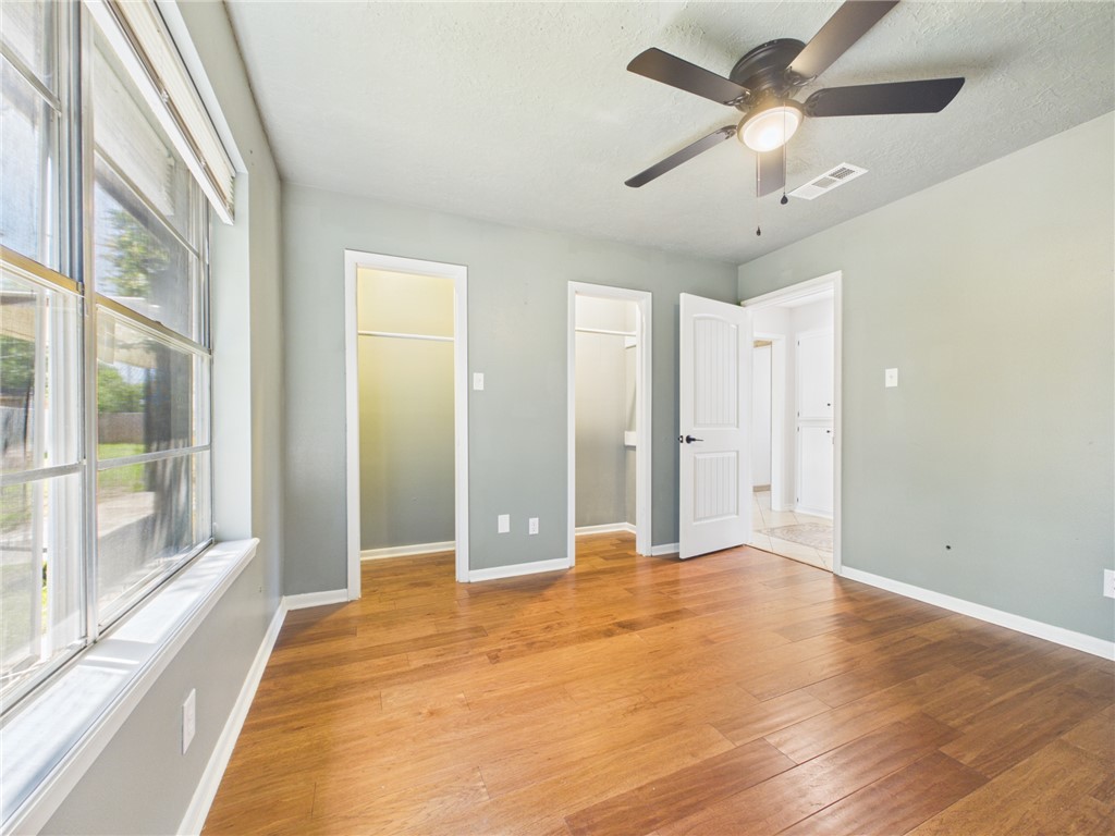 3000 Christopher Circle Bryan, TX 77803 - Photo 10 of 23