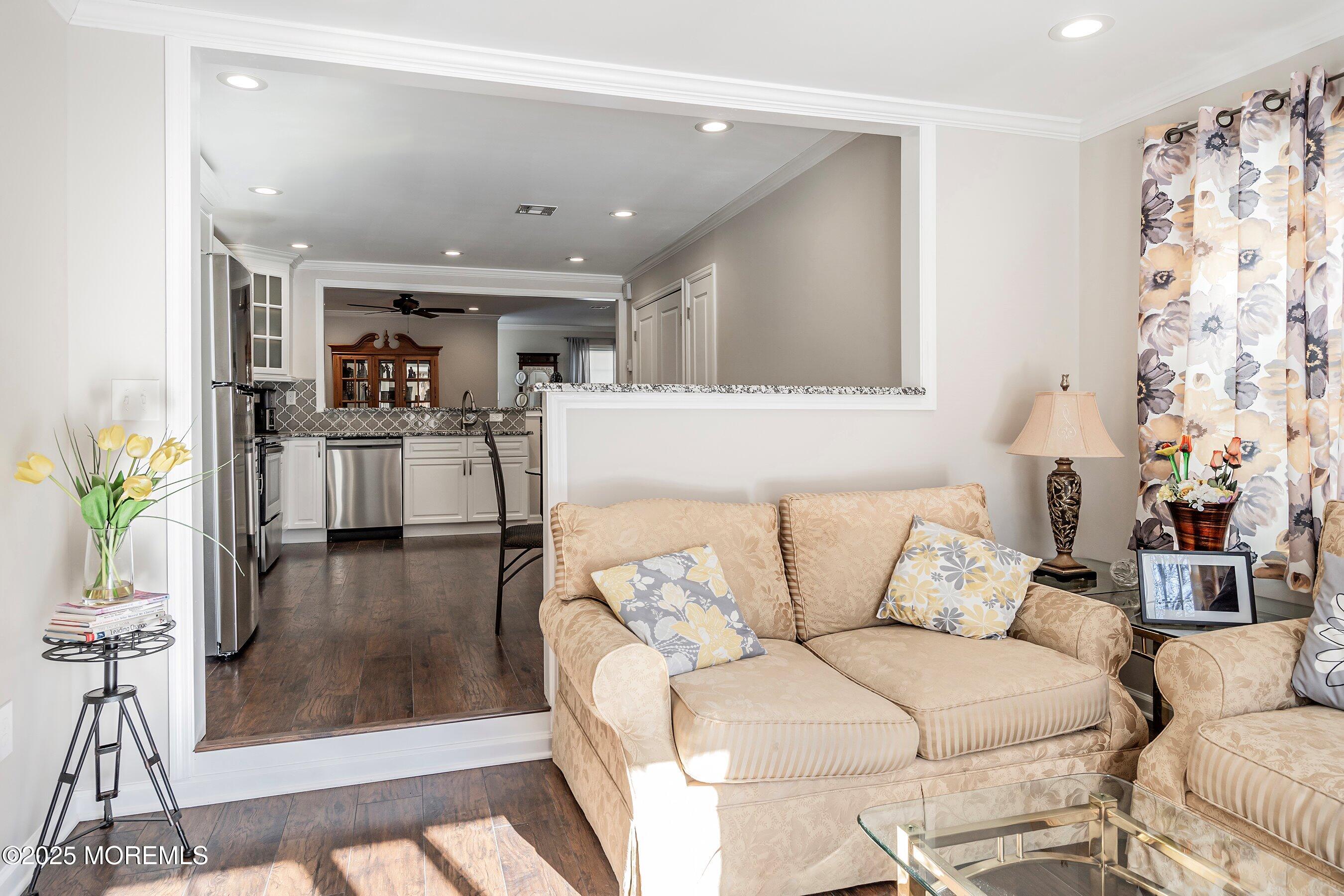 106 Ragley Hall Road, Unit 1000 Freehold, NJ 07728 - Photo 14 of 31 Family Room