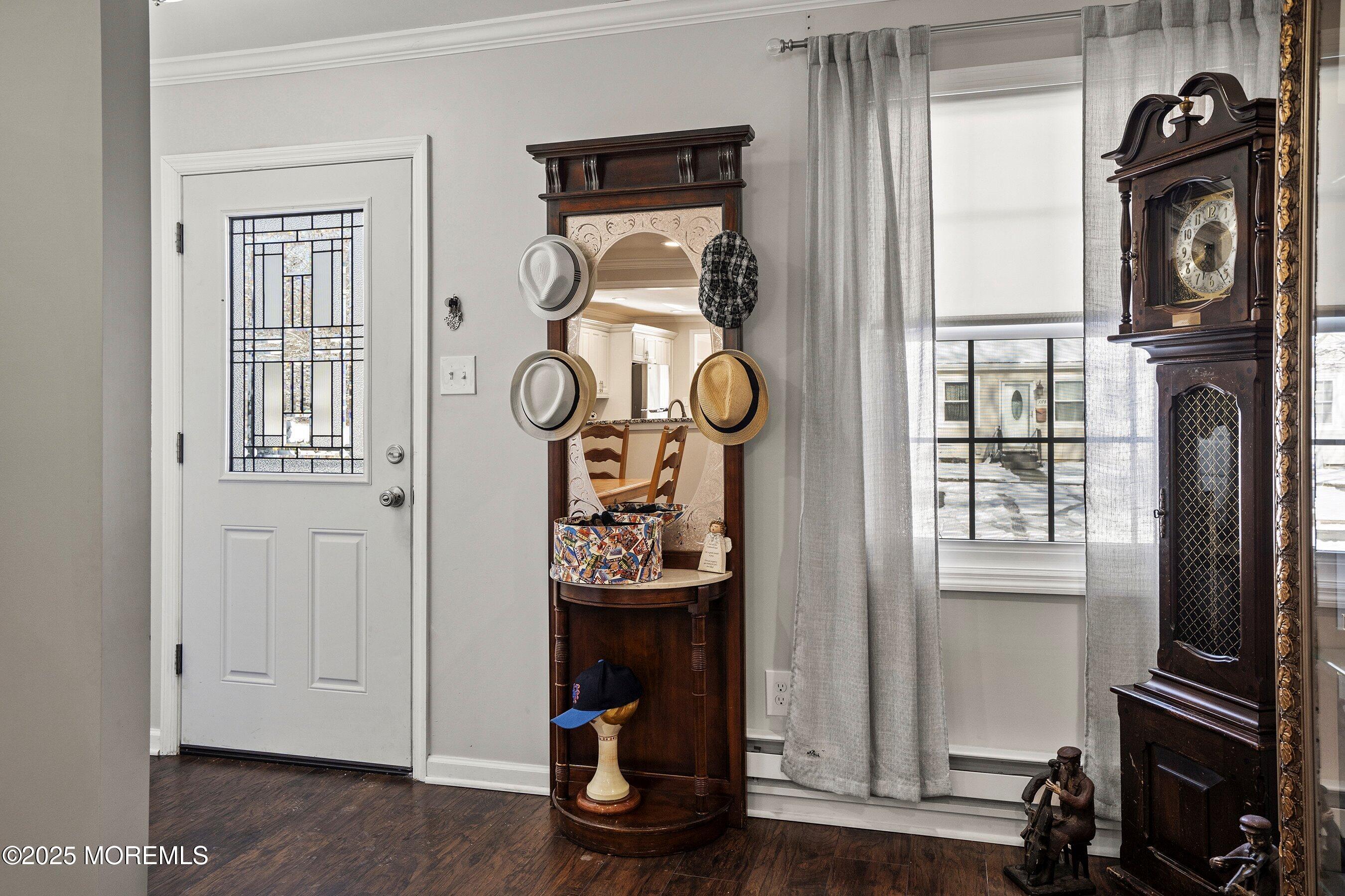106 Ragley Hall Road, Unit 1000 Freehold, NJ 07728 - Photo 3 of 31 Foyer