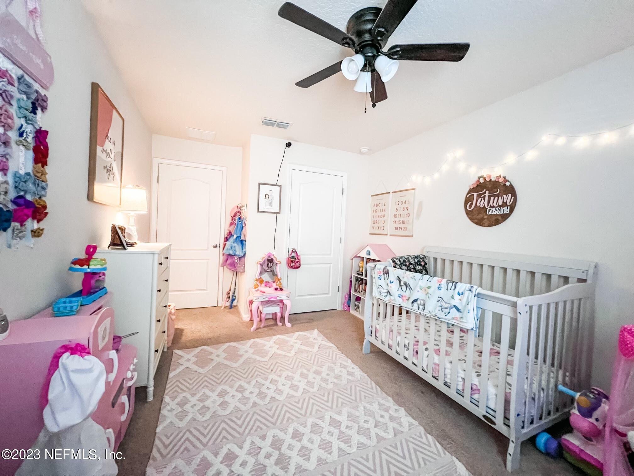 45190 Dutton Way Callahan, FL 32011 - Photo 4 of 29 a view of a livingroom with furniture
