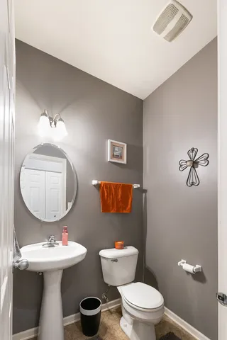 $299,990 | 8512 Foxborough Way, Joliet, IL 60431