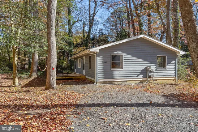 $295,500 | 3 Birdnest Drive, Ocean Pines, MD 21811