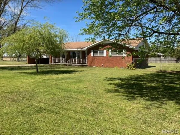 $140,000 | 16753 State Hwy J, Campbell, MO 63933