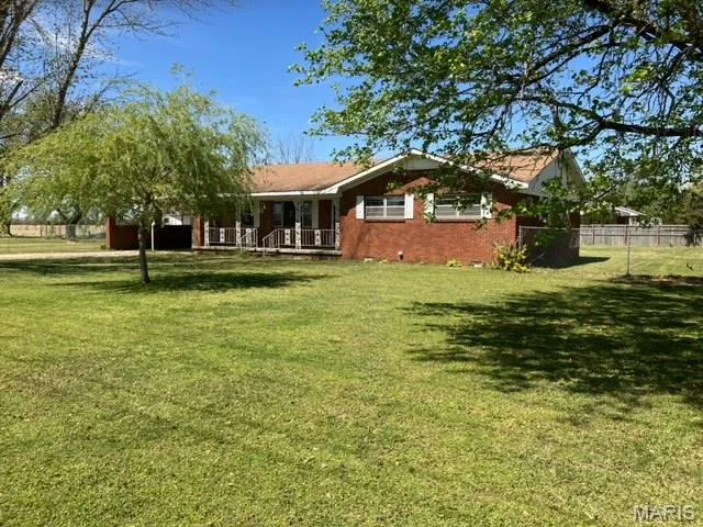 $140,000 | 16753 State Hwy J, Campbell, MO 63933