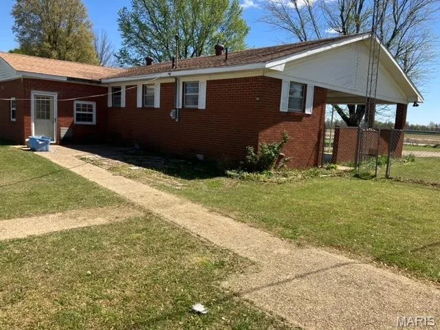 $140,000 | 16753 State Hwy J, Campbell, MO 63933