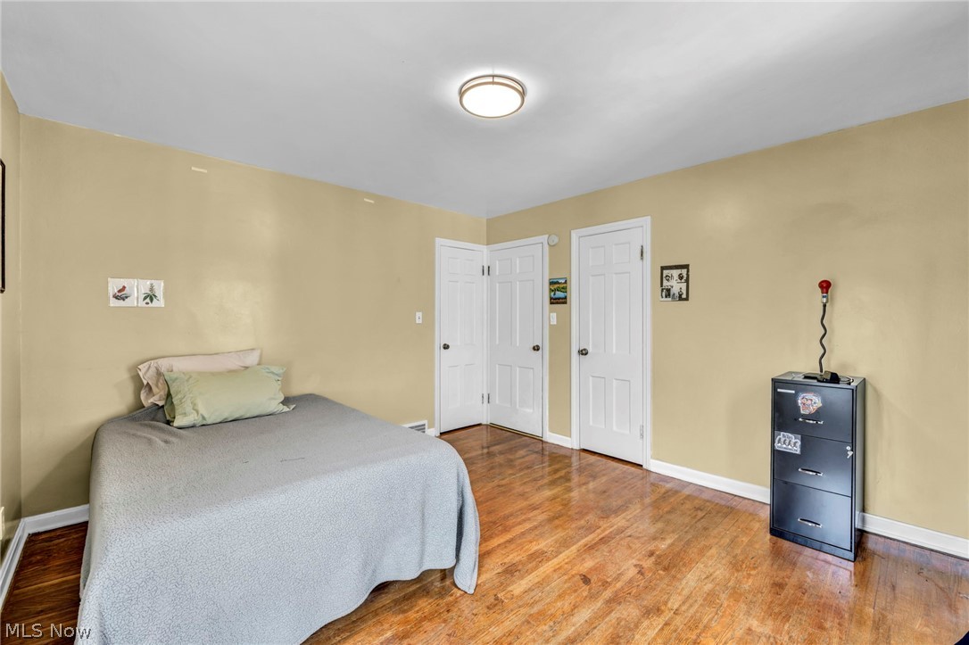 13570 Cedar Road Cleveland, OH 44118 - Photo 28 of 50