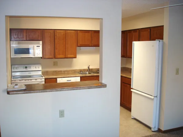 $825 | 200 1st Avenue, Unit 108, Sacred Heart, MN 56285