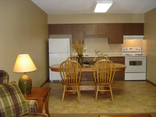 $825 | 200 1st Avenue, Unit 108, Sacred Heart, MN 56285