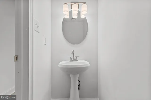 $369,900 | 105 Palmetto Court, La Plata, MD 20646