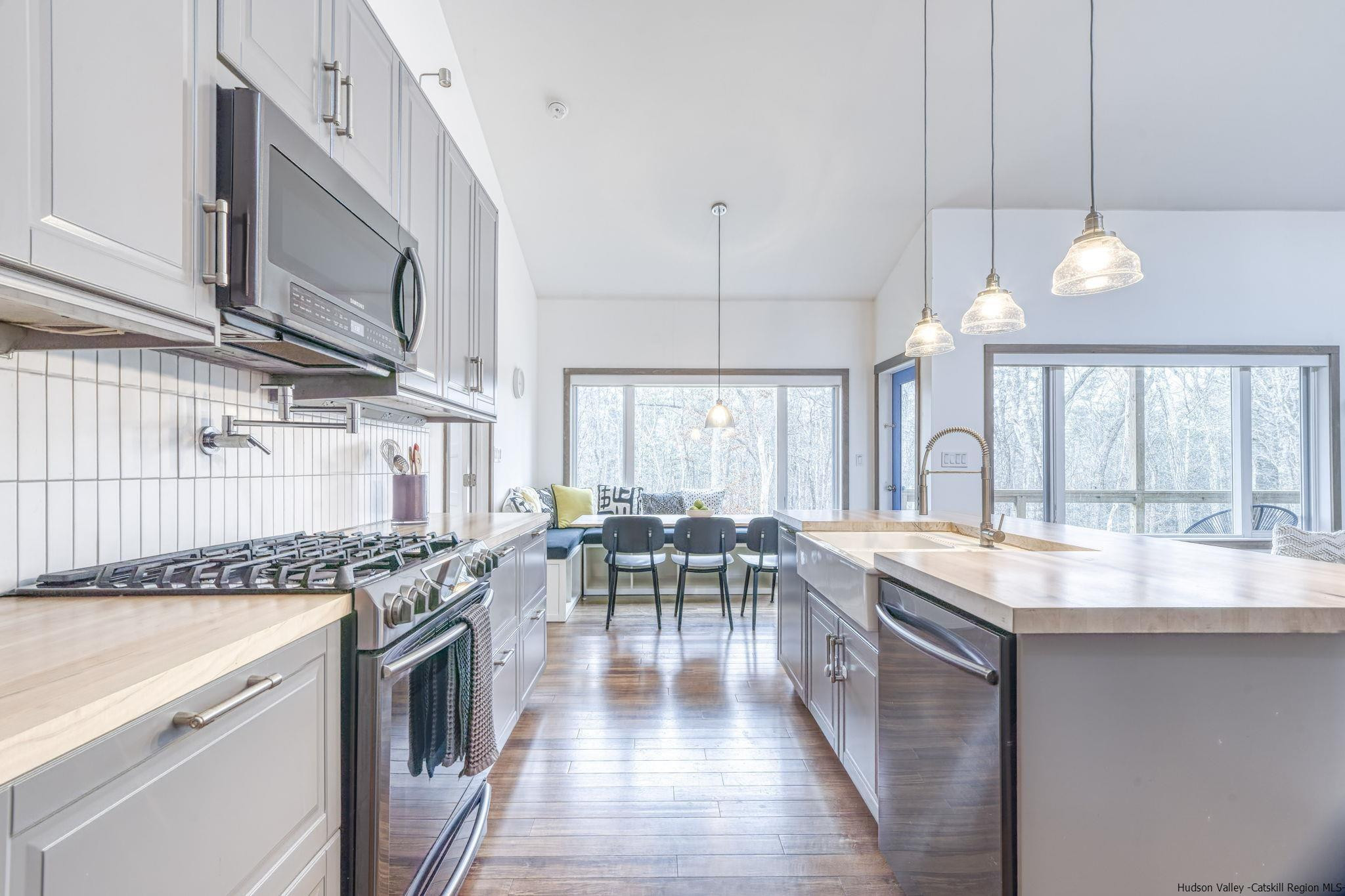 220 Van Dale Road Woodstock, NY 12498 - Photo 5 of 29 Photo 5