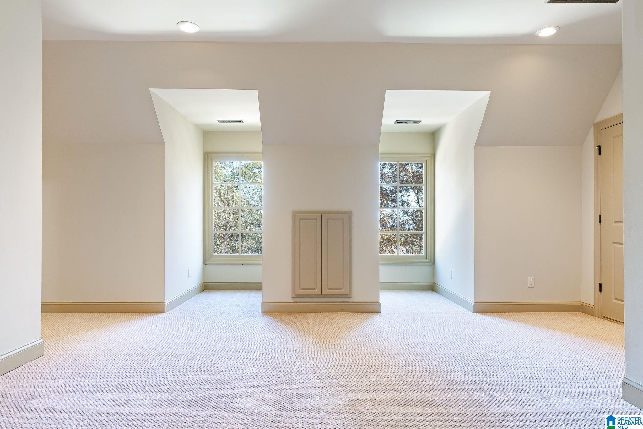 240 Shades Crest Road Birmingham, AL 35226 - Photo 33 of 48